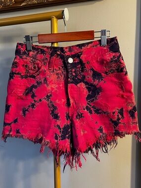 Vintage Levi’s Tie-Dye Distressed Women's Denim Shorts